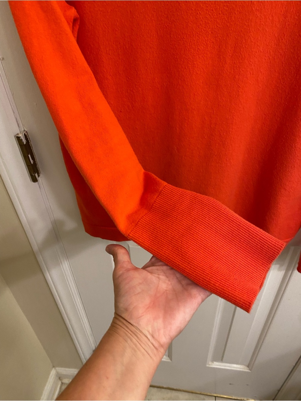 LILLY PULITZER Crewneck Sweater Vibrant Orange-Red Size Small Jeweled Shoulder - Picture 11 of 12